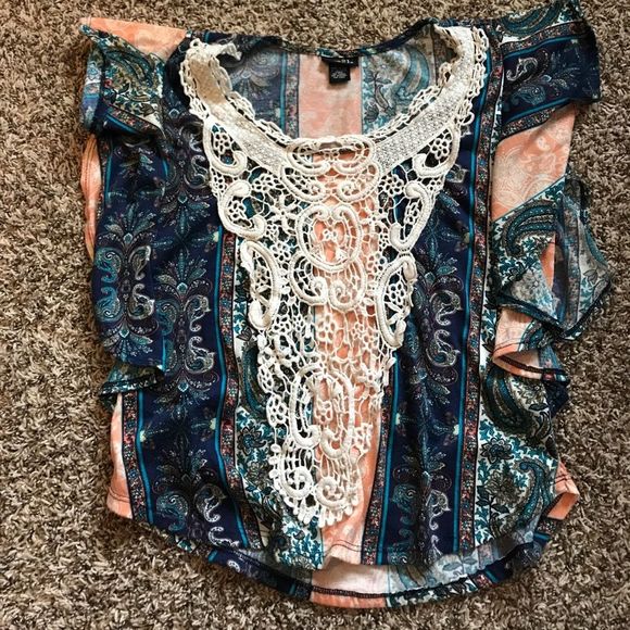 Paisley flowy top - Picture 1 of 3
